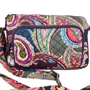 Vera Bradley Crossbody Bag Zip and Pockets 9x7x2
Green Pink Purple Paisley